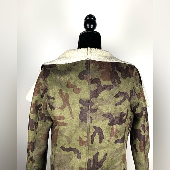 Womens Missguided Green/Taupe Camo Shearling Jacket/Coat, SZ: 6 - Picture 11 of 12